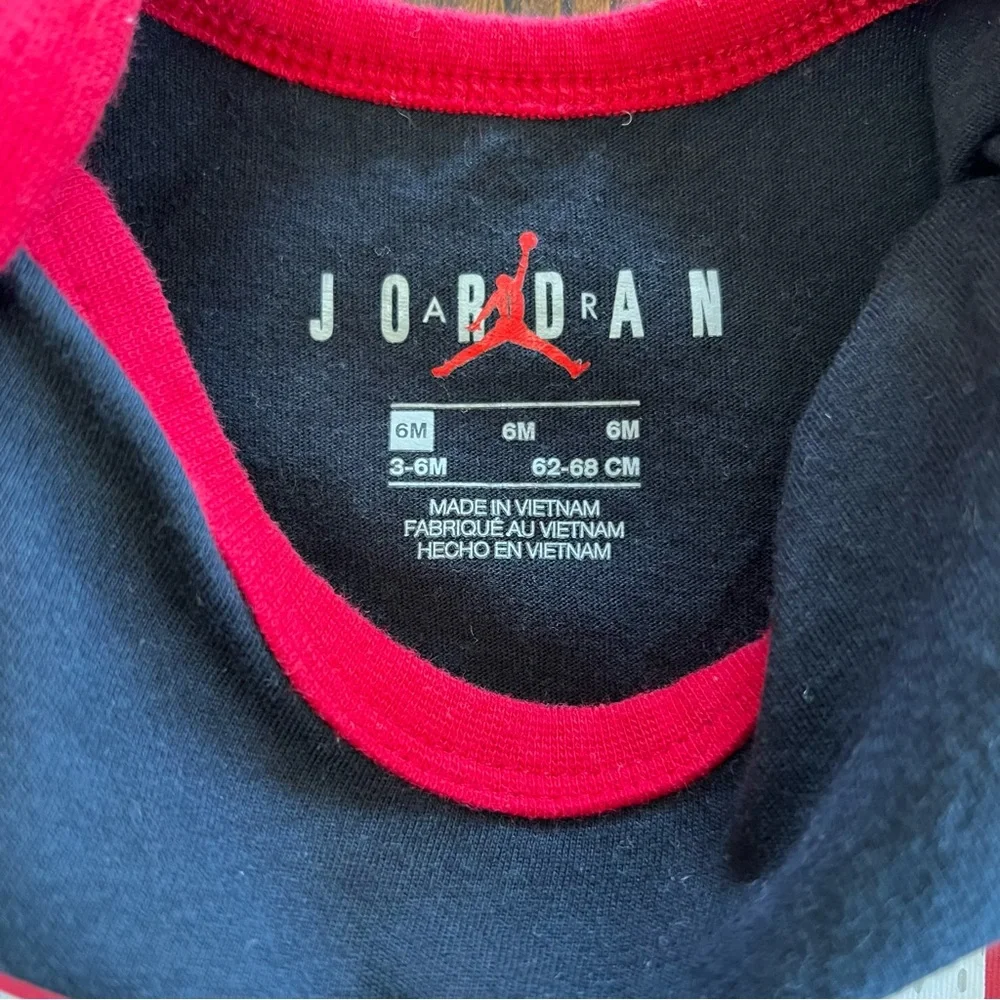 Jordan Baby Bodysuit Size 3-6 Months Jumpman Logo Black With Red Trim #23